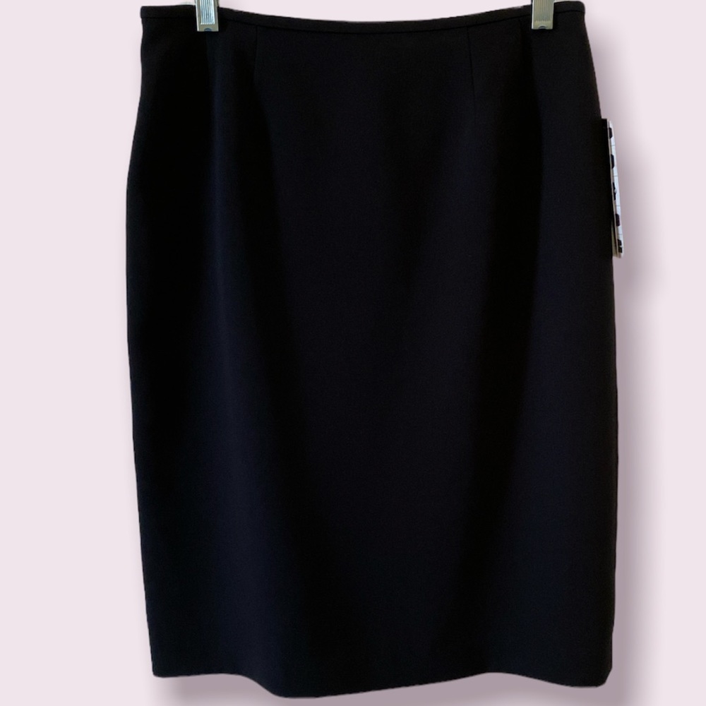 6p Kasper black petite suit skirt